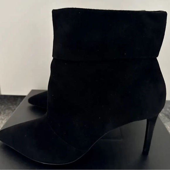 SAINT LAURENT PARIS Suede black booties - Picture 10 of 15